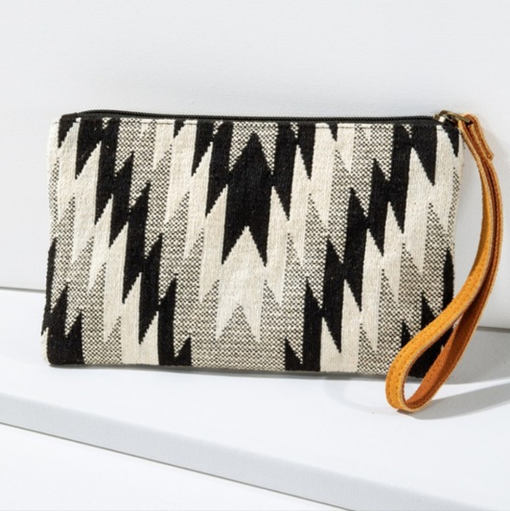 Handmade Hand Beaded Wristlet Clutch - Ethnic Inspired Design - Dyed Fine Cotton - Picture 4 of 7